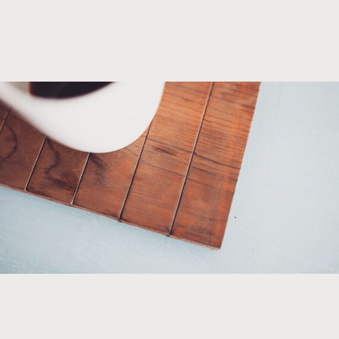 ModRusStore's tweet image. Rustic Cedar Coaster
$5
Simple, yet sophisticated. 
#etsyshop #coasters #moderndeco #minimalist