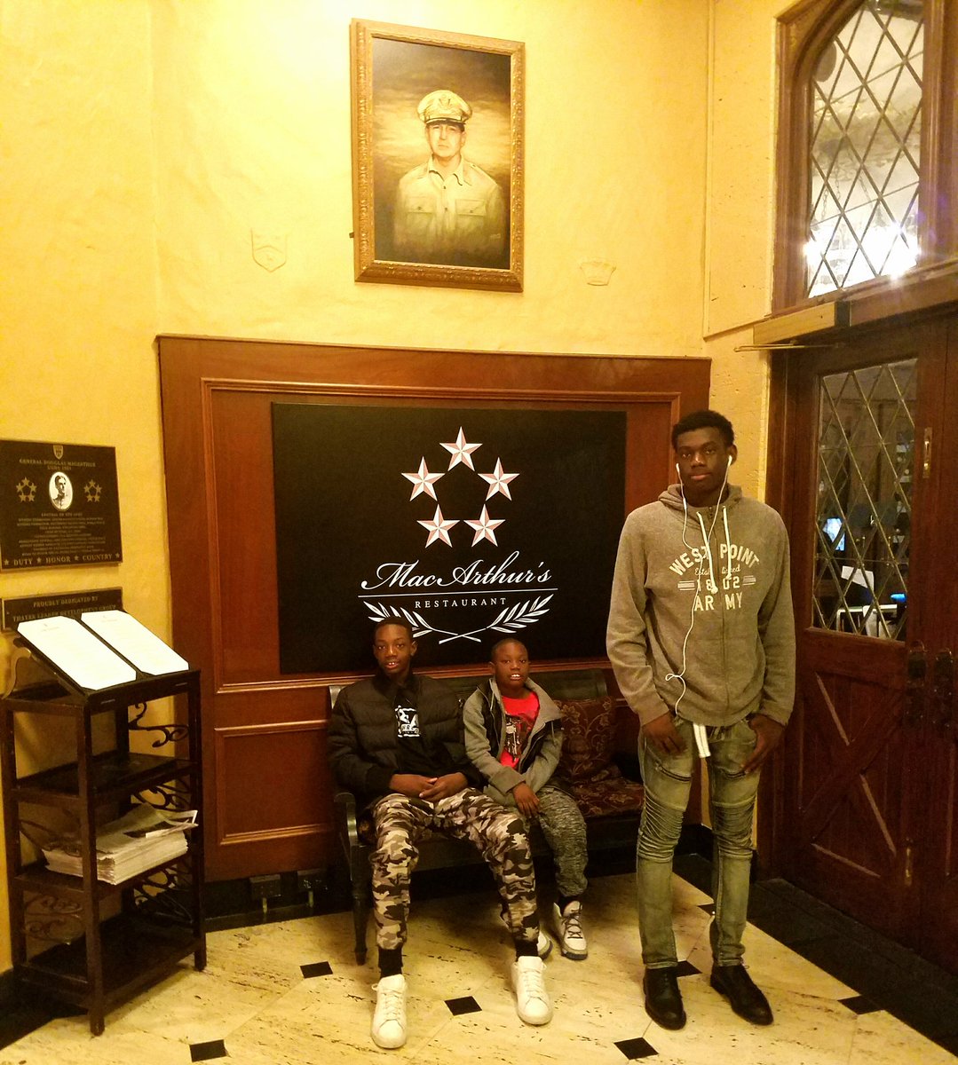 MadamePresidemt's tweet photo. #ISRAELKOKERTHOMAS #SIBLINGS ENJOYING THEIR LAST #vacation #WESTPOINT #HAVINGFUNTIME #MEMORIES #pastorskokerthomassons #HISTORYINMAKING https://t.co/aWIY6F95XN