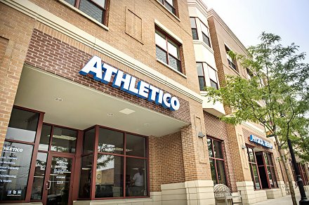 Athletico's tweet photo. Are you well versed in ADP? Great Business Partner? We are #hiring a #CompensationAnalyst in #Oakbrook! Apply here - https://t.co/wQkkLCNdzY https://t.co/P5S5e3dHXm