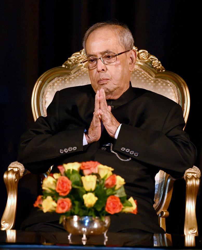 #SupremeCourt judges bid farewell to #PresidentMukherjee.