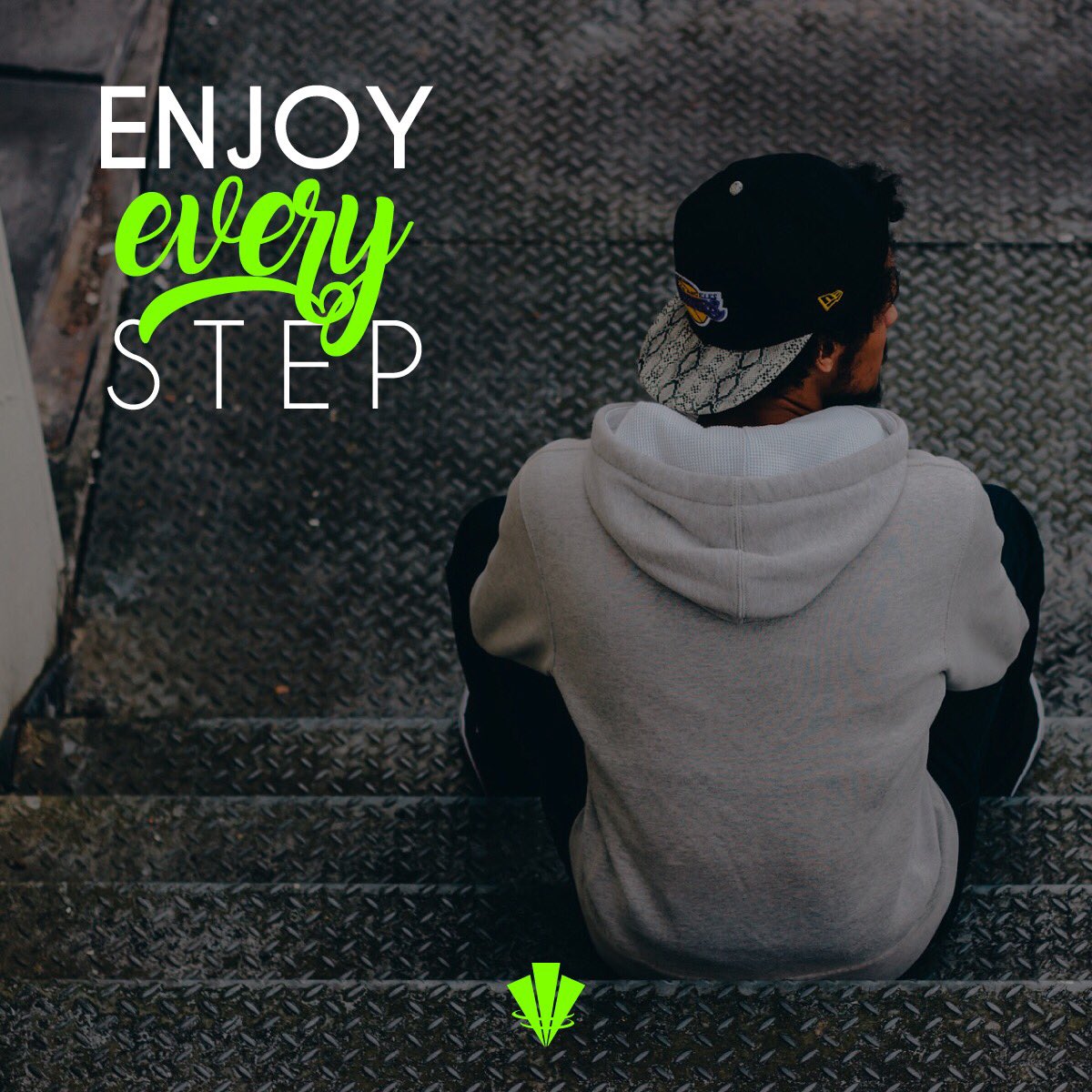 WorldCrowns's tweet photo. Disfruta cada escalón. #MotivationalMonday #WBR #WorldCrowns #ThinkDifferent https://t.co/SDkGIwPX46