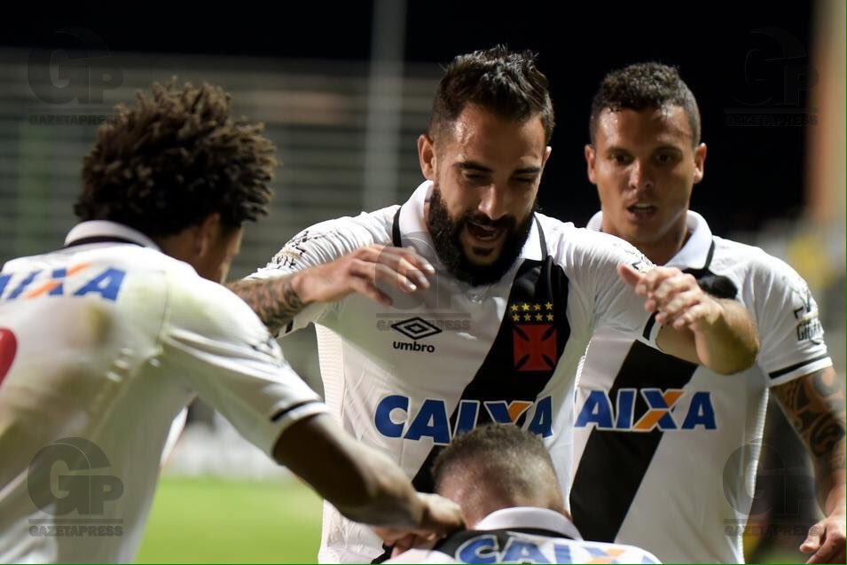 cwrinthiano's tweet photo. TÔ CHORANDO KKKKKKKKKK https://t.co/FhJKkkQLVP