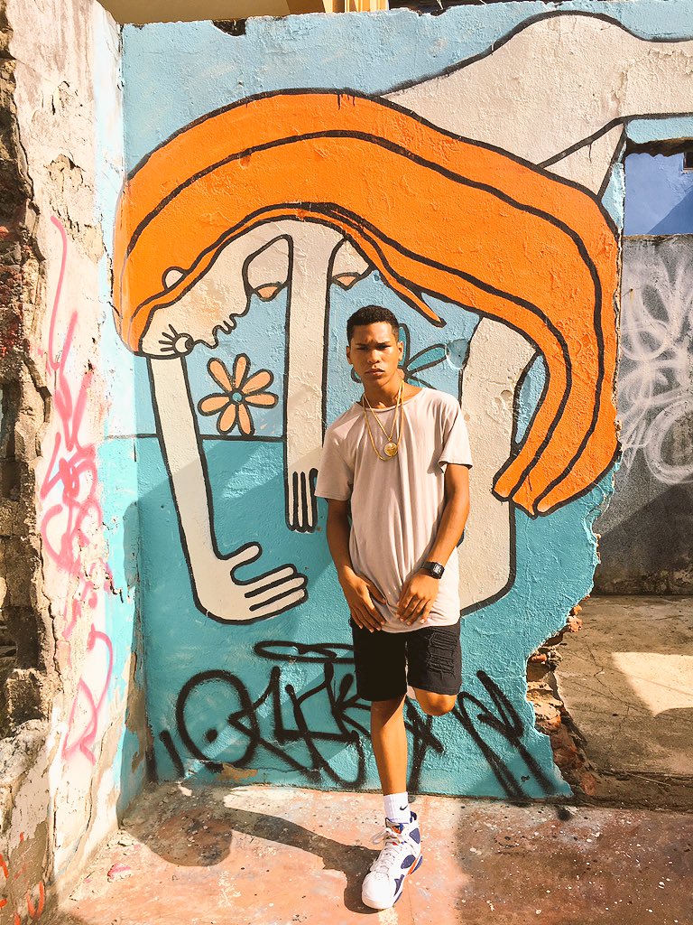 bori_power's tweet photo. "Escápate conmigo" 🤤 https://t.co/vQpflMdokN