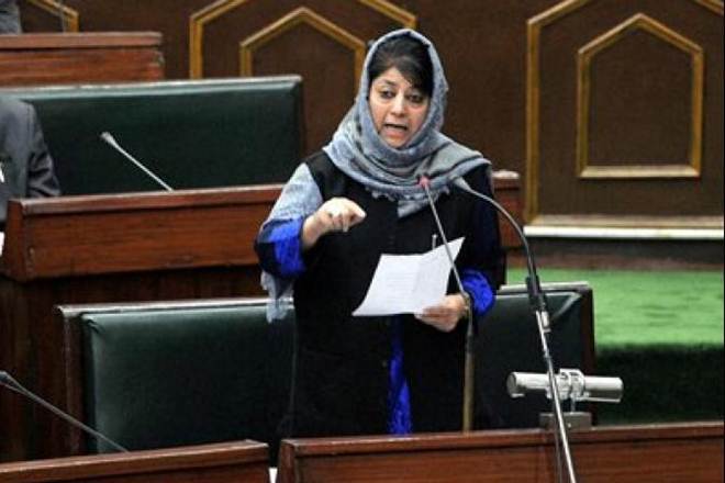 FinancialXpress's tweet photo. #APMCC seeks security for #KashmiriPandit employees returning to duties in Kashmir Valley https://t.co/KHeGUdYCnY https://t.co/FPe5sKBUnE