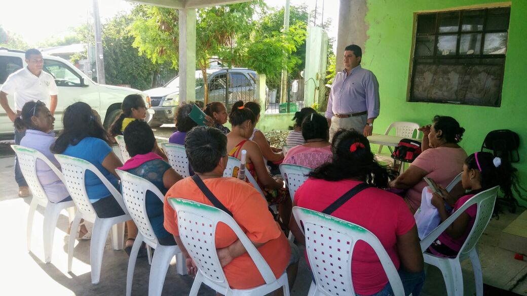 PelucoMx's tweet photo. Gracias a mi amiga, Aracely Vazquez, quien nos  invitó a convivir con los vecinos de la colonia la Joya de #Matamoros. https://t.co/FhpsXOMazo