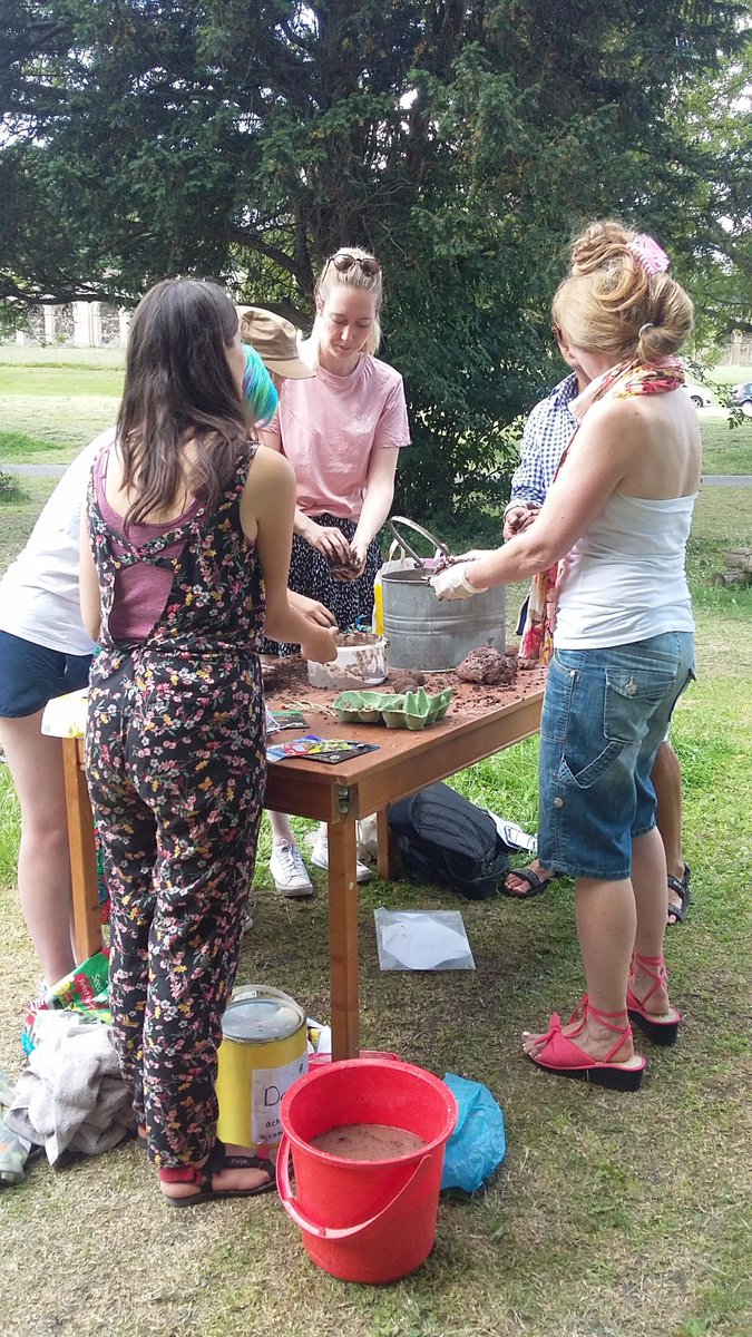 #seedbombers <a href="/theachegarden/">the ache garden</a> <a href="/pgtimebank/">paxtongreen timebank</a> <a href="/Time4Lambeth/">Time4Lambeth</a> Great to hear about these young women's own community garden start ups!