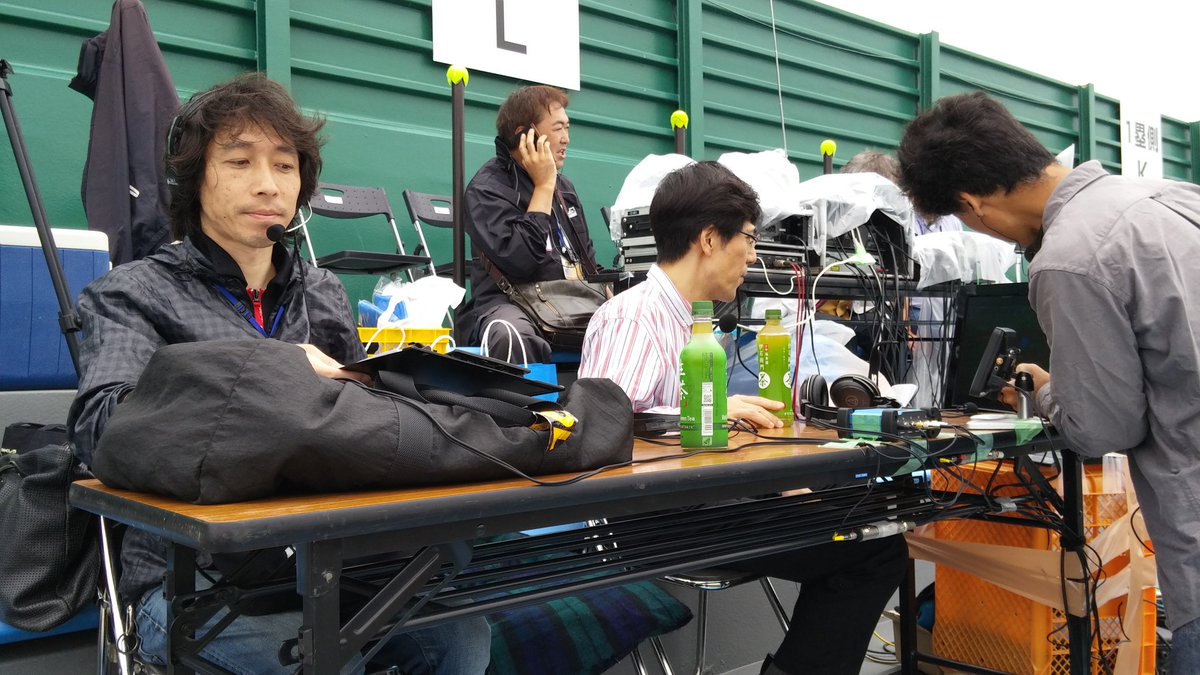 ট ইট র ｆｍくしろ広報局 Fmくしろブースには実況担当の加藤じろうさんも到着 Fmくしろの実況生中継特別番組は12時 応援メッセージもお待ちしてます O 761 Fm946 Com 釧路 Kushiro 北海道日本ハムファイターズ Fmくしろ T Co Ktroh1qjtm