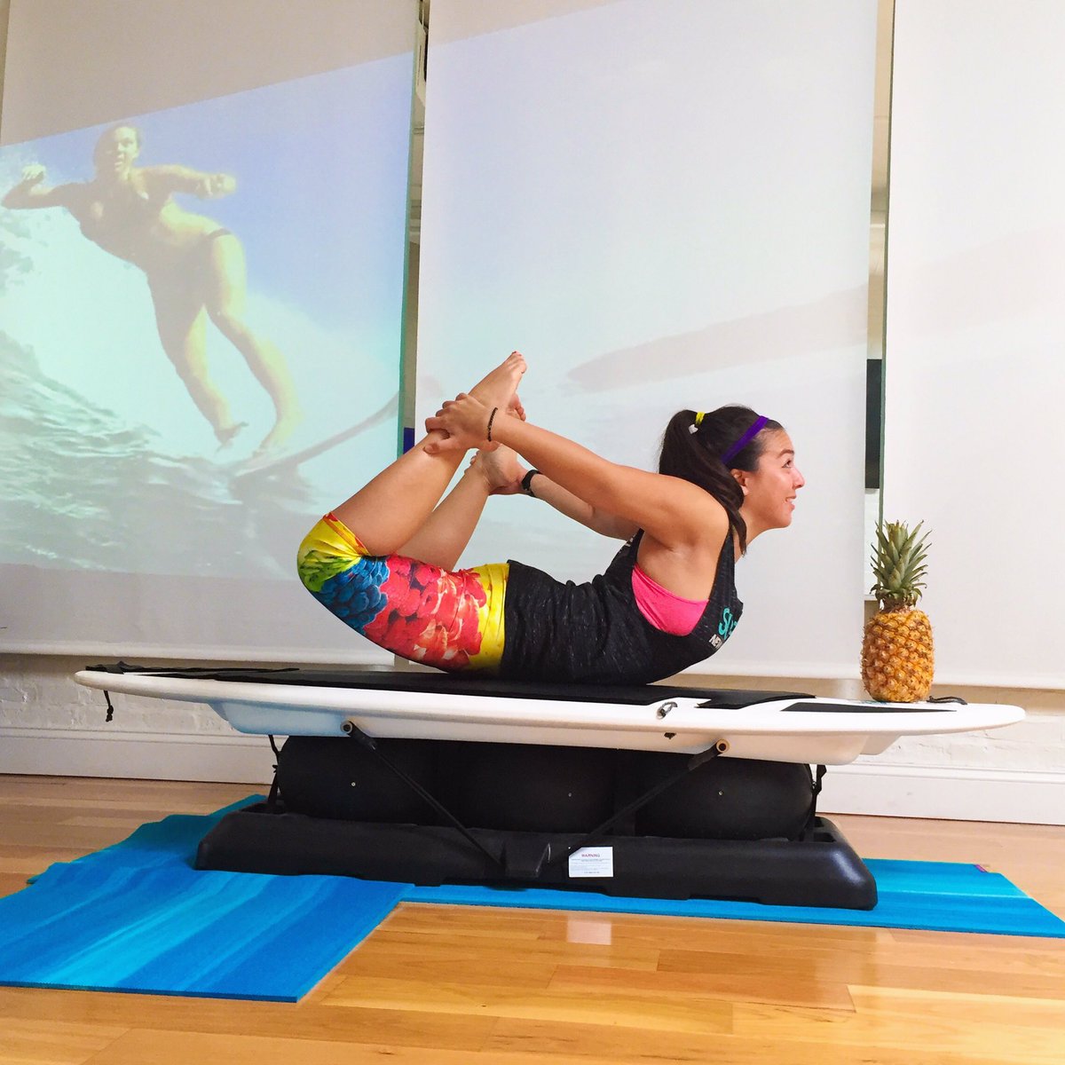 SurfsetNYC's tweet photo. Challenge Move of the Week: Bow Pose 🍍
By SURFSET Master Trainer @dianaygarrett #surfset #bowpose #classpassnyc @surfsetfitness https://t.co/YjtLgfFufg