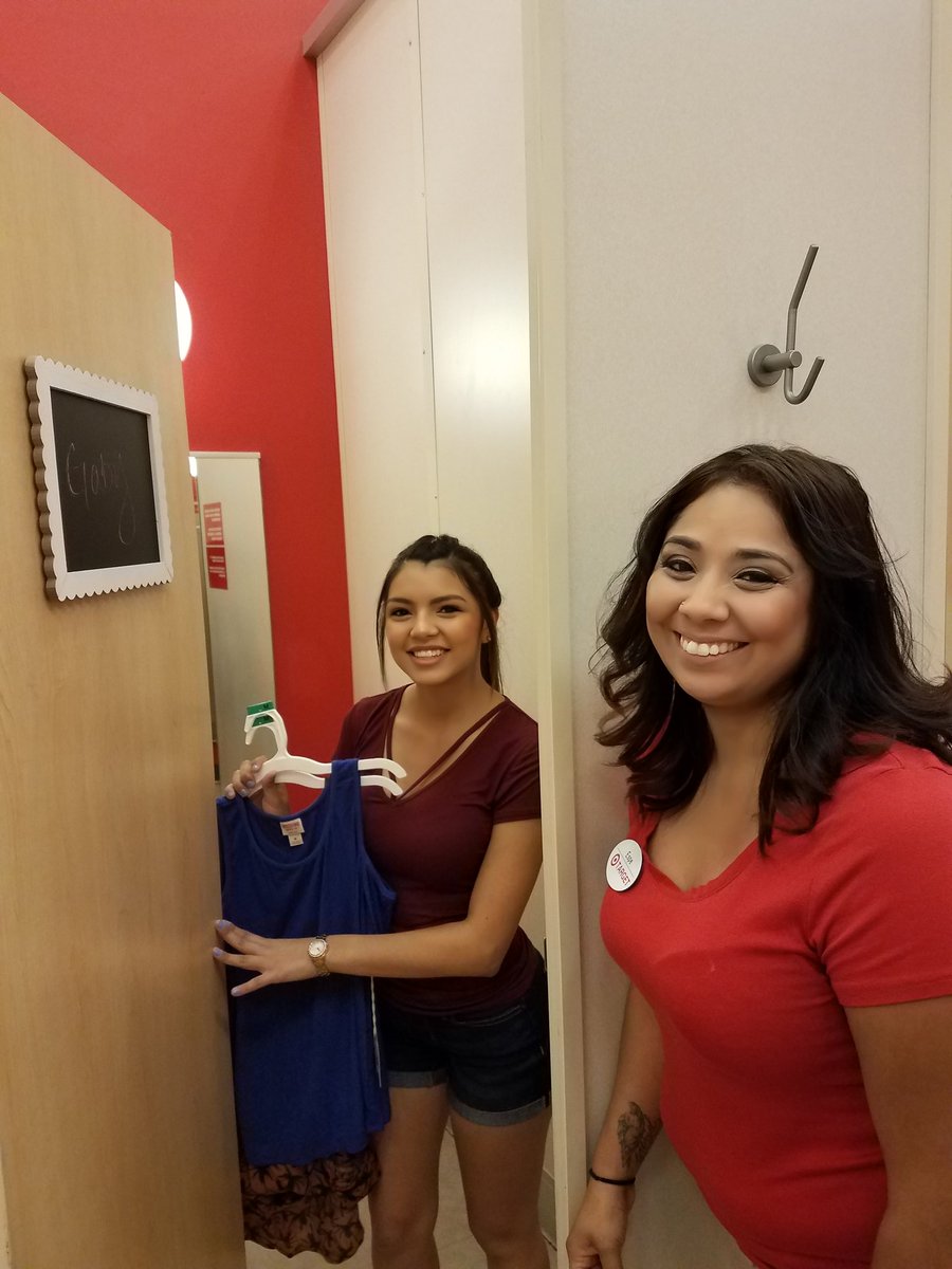 Making the guests feel welcomed by personalizing their experience. #wwyd #engagement #guestfirst #2469 <a href="/atiC77/">George Juarez</a> @tracyacurry1 <a href="/patti_acosta7/">Patti Acosta</a>