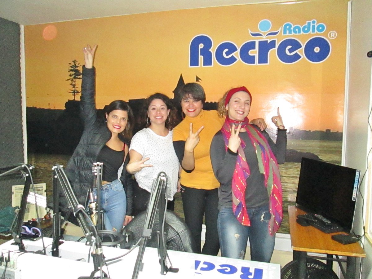 RadioRecreoCL's tweet photo. Revive acá la entrevista a @MammaSoul en nuestro programa #LaMañanaDeRecreo junto a @EveHornig https://t.co/v0NeFe75KM https://t.co/yKzsL6hMmk