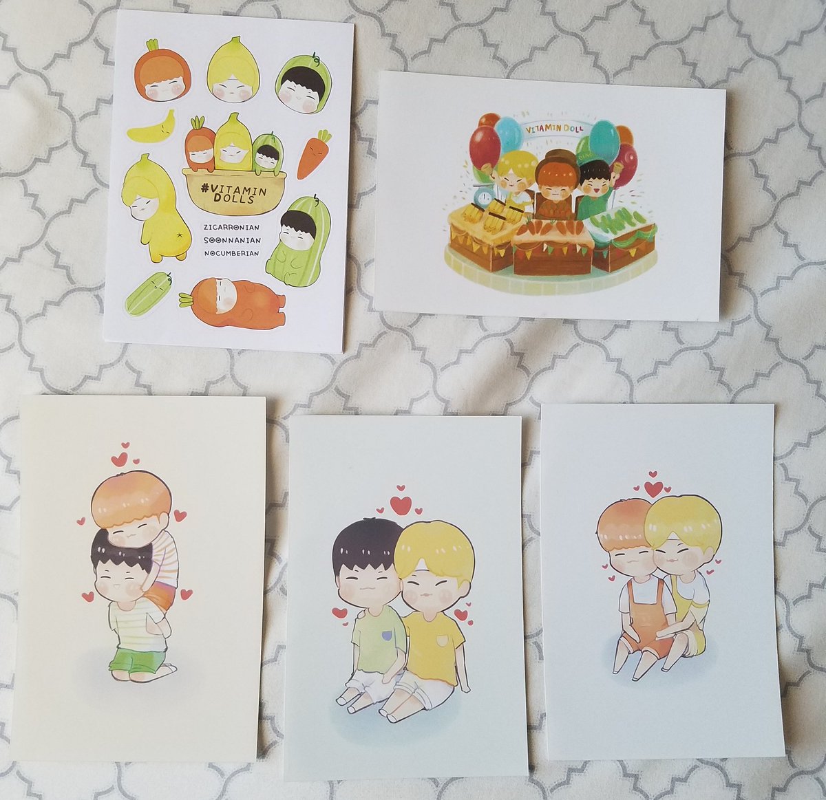 puppykwon's tweet photo. @justpeachyorder @vitamin_dolls they're finally here!!! 🥕🥒🍌everything is wonderful and got here safely. thank you so much 💖 https://t.co/mkAstlzq7F