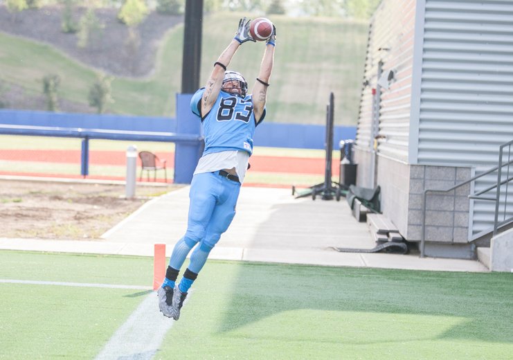 FortMacToday's tweet photo. Monarchs close out perfect regular season with rout of Vandals | https://t.co/PDQBQIFfvP | #ymm https://t.co/hpEUdECZ6e