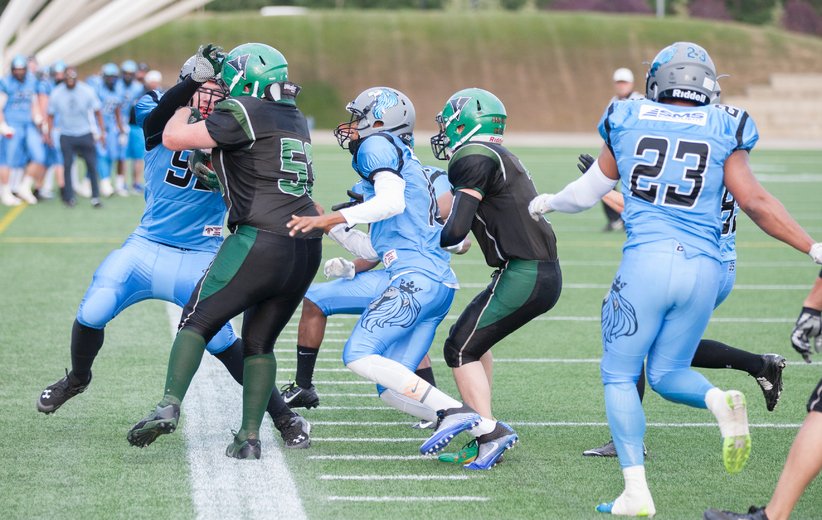 FortMacToday's tweet photo. Monarchs close out perfect regular season with rout of Vandals | https://t.co/PDQBQIFfvP | #ymm https://t.co/hpEUdECZ6e