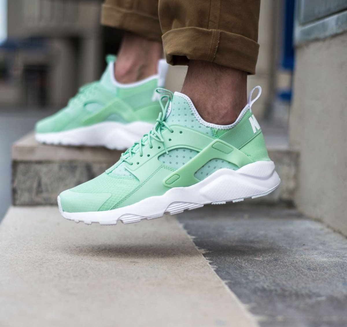 mint huaraches