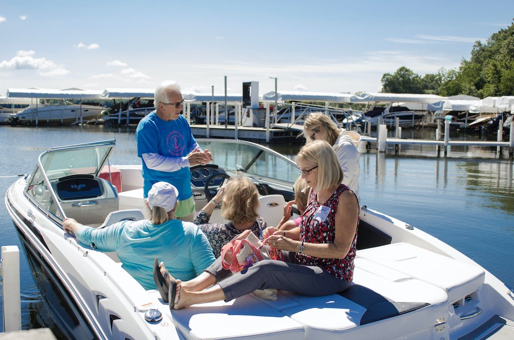oakhillmarina's tweet image. This Friday, July 28th, is the last #summer2017 session of our Women Making Waves #boatingbasics program. ☀️🌊