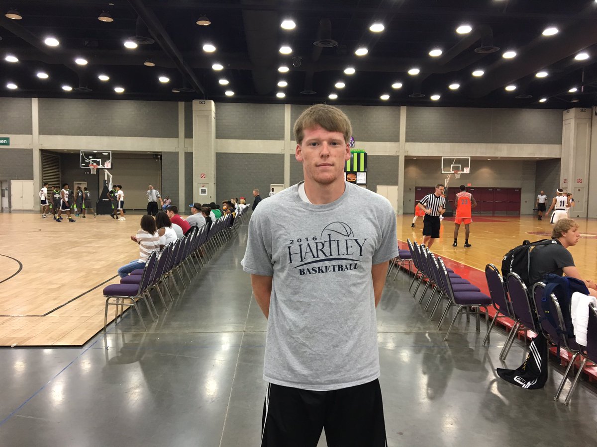 PrepHoopsOH's tweet photo. @KYHoopfest As promised, we're starting our recaps from this weekend in Louisville by spotlighting the Breakout Performances‼️ 📈 https://t.co/mEModJqCny https://t.co/jaoN4x6eMr