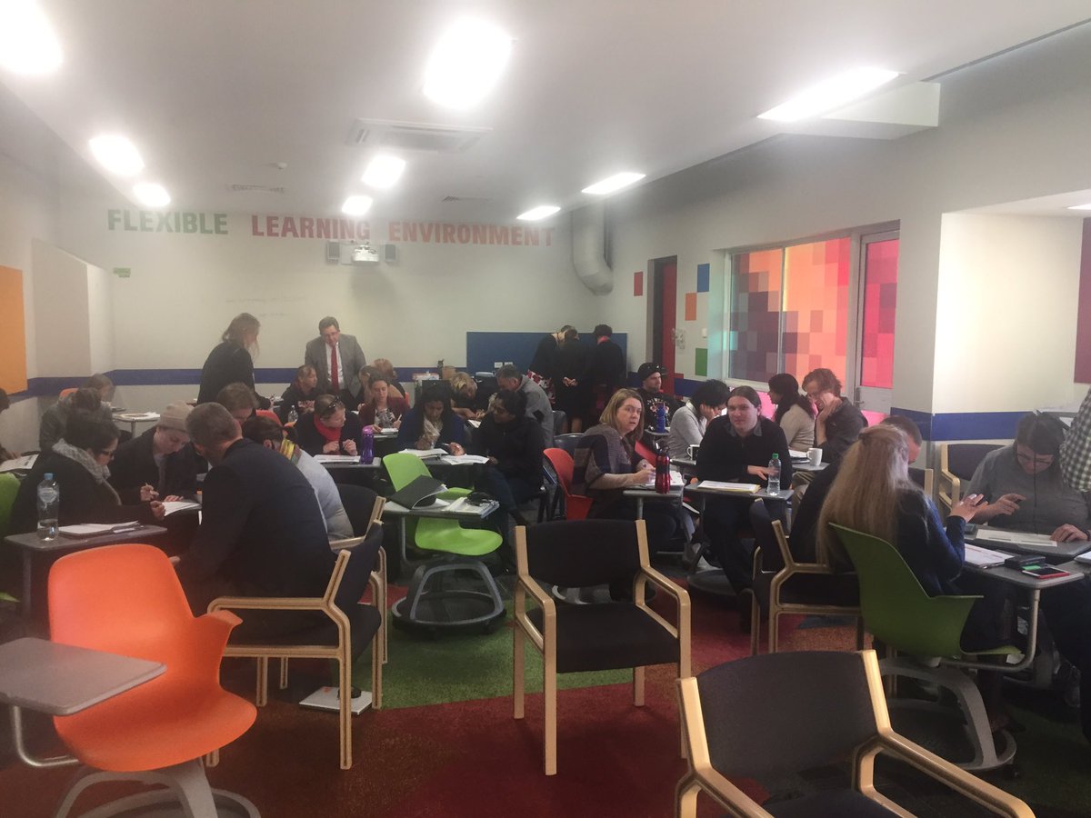 Borto74's tweet photo. Collaboration in action to effectively implement the Australian Curriculum. Calwell HS &amp; Richardson PS. @ACTEducation https://t.co/2KL3xm4yPn