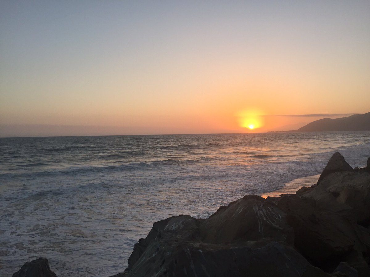 Radianzzzz's tweet photo. California dreaming https://t.co/fEXid3gsG5