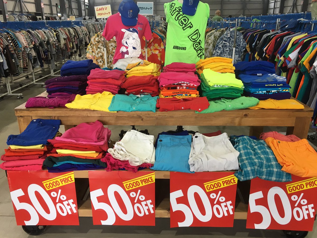 西海岸 厚木店 En Twitter こんにちは 今回のおすすめは夏にピッタリ ビビットカラー 夏アイテムには定番のビビットを メンズ レディースで集めてみました お好きな色や欲しい色探してみませんか 女マネキンが着てるtopsは可愛くておすすめですよ