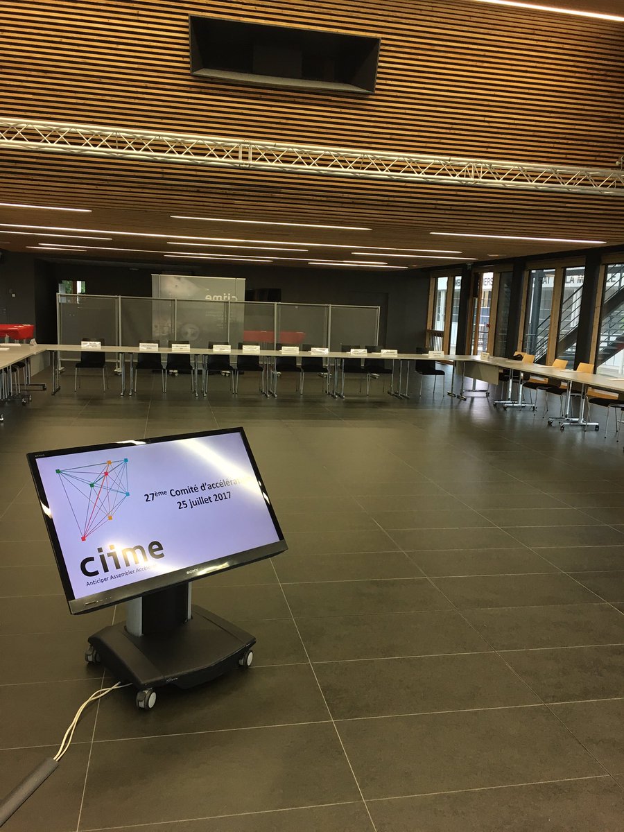 RachRabla's tweet photo. Passage comité pour @Foxy_monitor #C2IME #FrenchTech #innovation https://t.co/5fImCZrGih