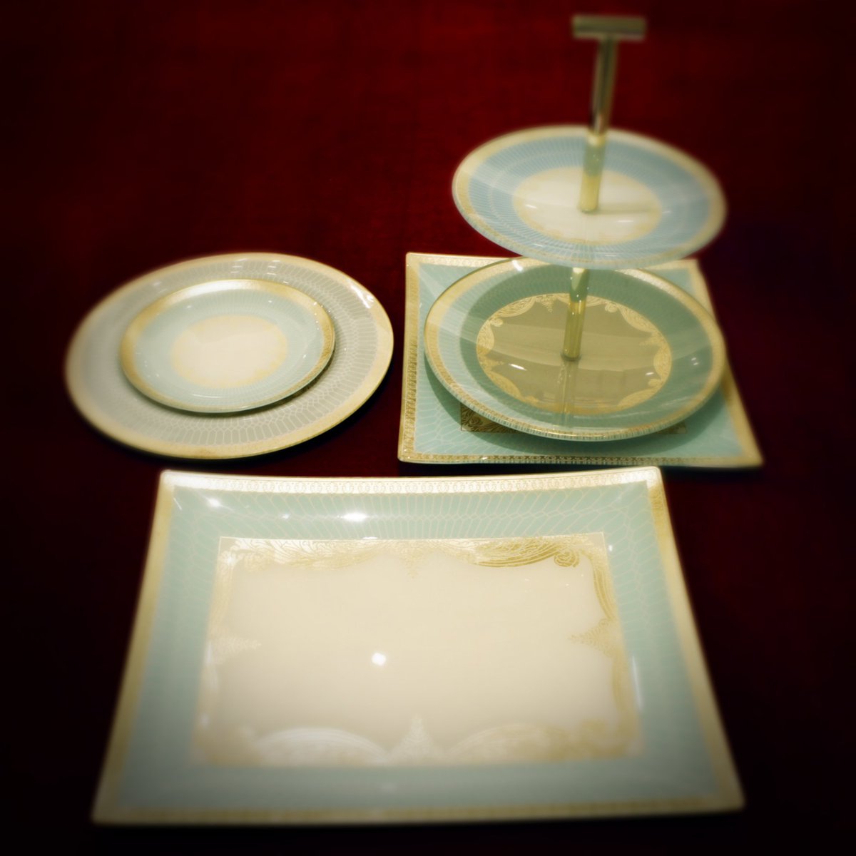 shoppnp's tweet photo. All of our dinnerware items are safe for dining, since any colour printing or foiling is done at the back of the clear glass. https://t.co/Y0jVBXJMTN