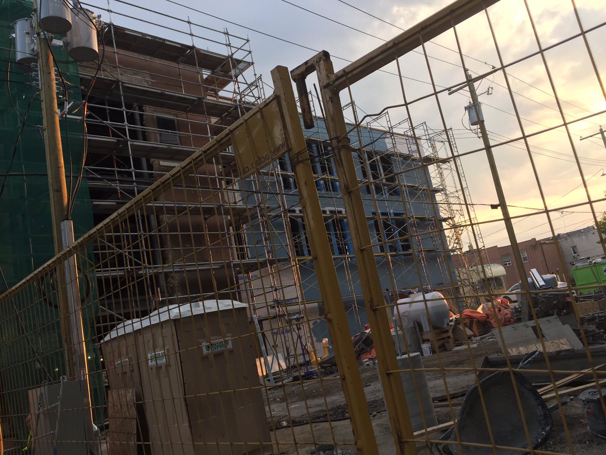 Merchants Corner tweet media