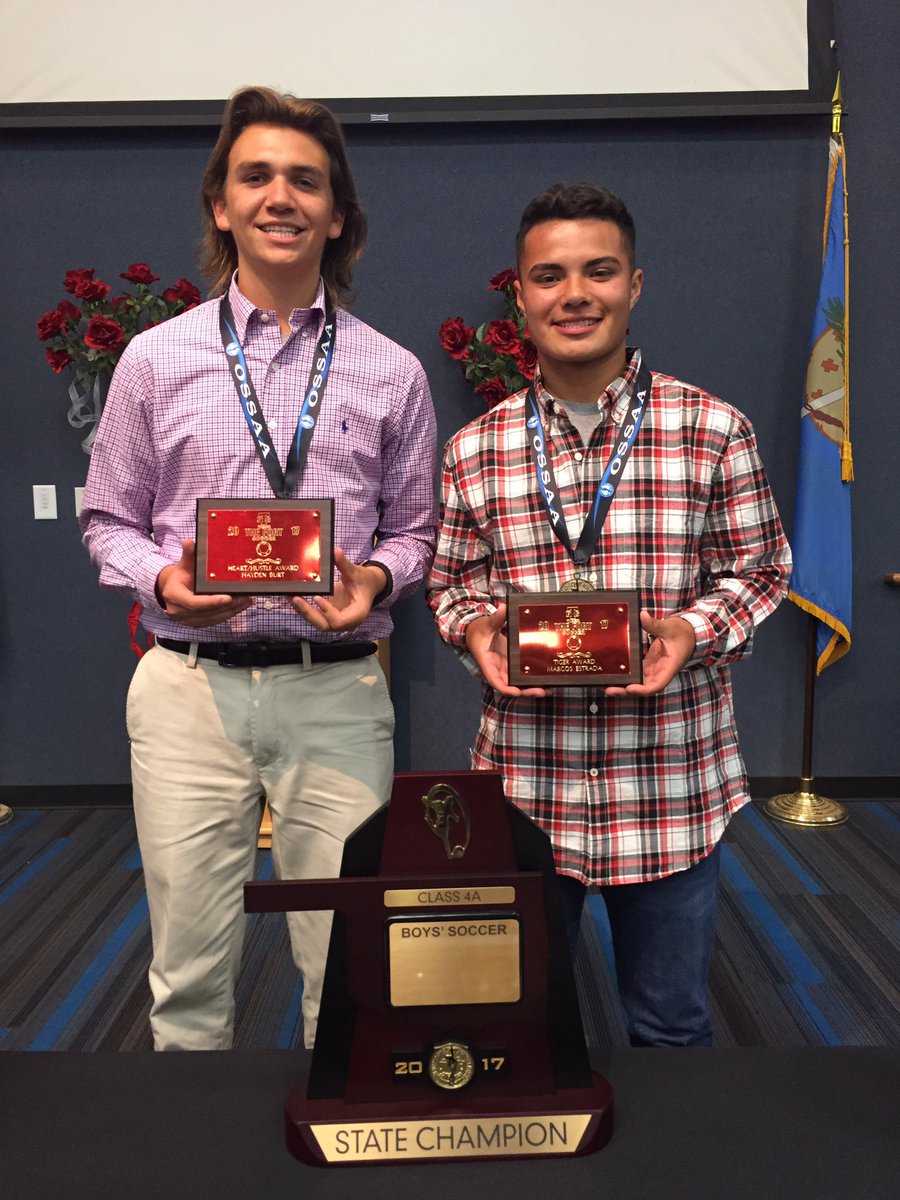 HaydenBurt53's tweet photo. Happy Birthday 🎈to my brown brother! Thankful for all the memories we've made⚽️🥇🏆🎮❄️ Love you man!❤️ https://t.co/JB3zhG4BIA