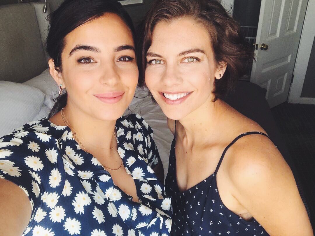 themalkingdead's tweet photo. A DUO https://t.co/Hxamsi3T7L