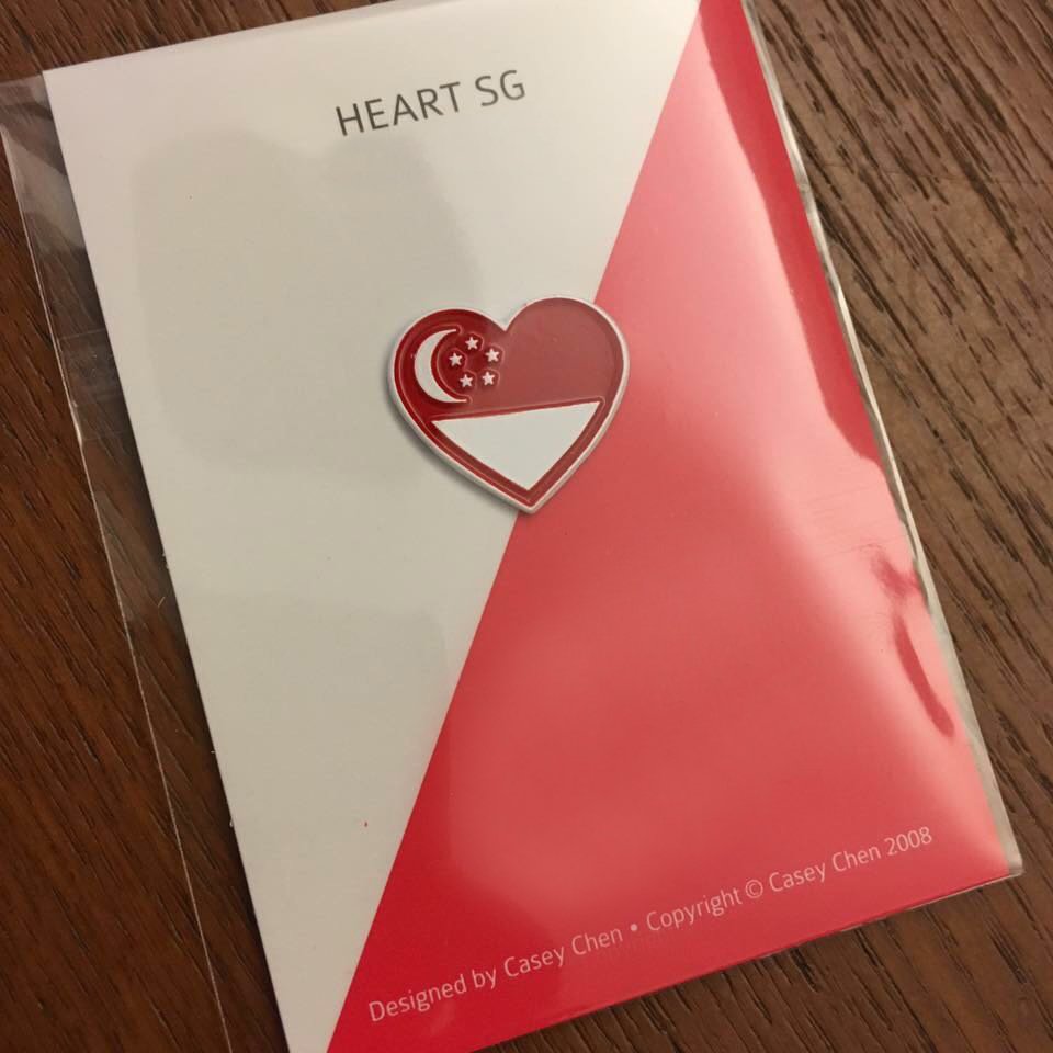caseychen's tweet image. PM me for orders ;-) HeartSG enamel pins. Min order 10pcs.