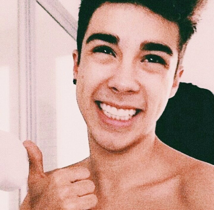 IrlaVillalobos's tweet photo. @_suemyarjona_ Este:v https://t.co/rp7WY4knny
