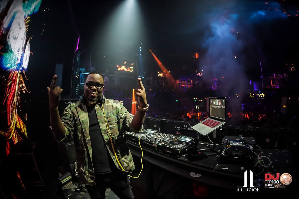 Deejaymasterdee tweet media