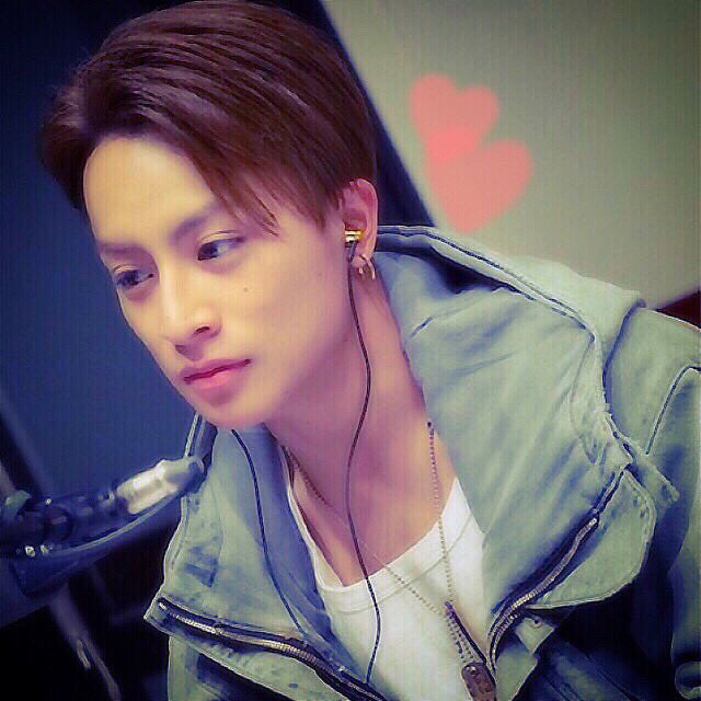 gkanaLOL_648's tweet photo. Summer vacation

🌺new tag🌺

GENERATIONS
白濱亜嵐🍊  中務裕太👽

・GENEfanと語りたい🙋
#GENERATIONS
#GENEfamさんと繋がりたい 
#RTした人全員フォロー https://t.co/AHUh5uVRR0