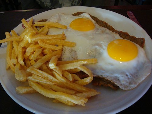 wik_kriger's tweet photo. #NocheParanormal imagen de un trabajo echo con huevos para un "amarre" amoroso.... https://t.co/dQIMQlnyYt