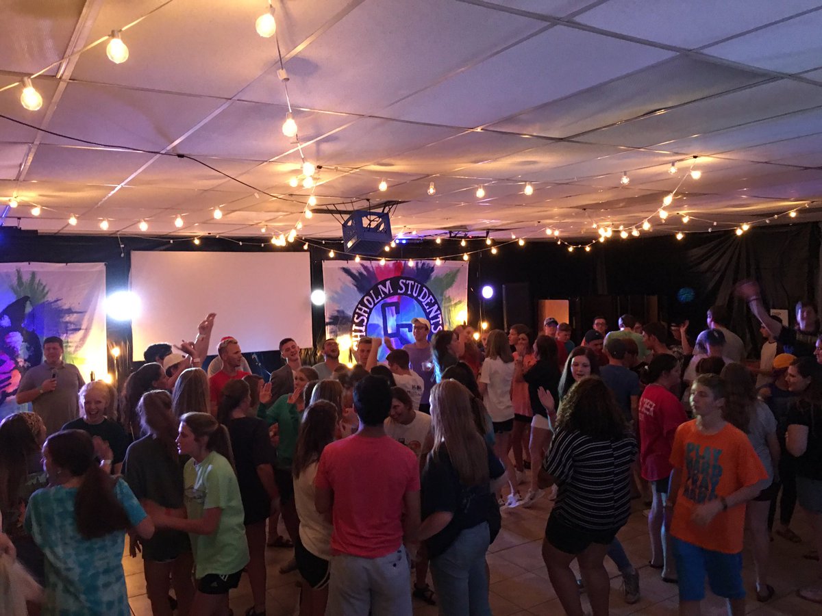 Chisholmstudent's tweet photo. House Rule No. 12: We Like to Party #chisholmstudents https://t.co/QueVCjvoqb
