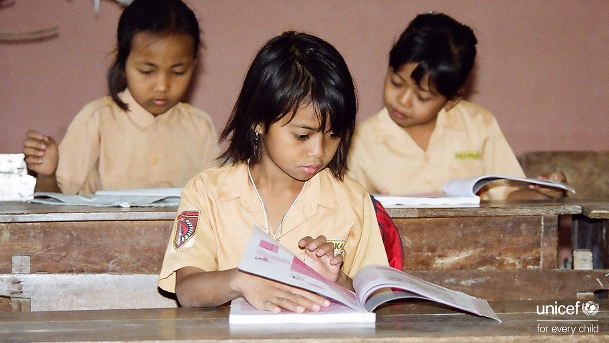 UNICEFIndonesia's tweet photo. RT jika kamu mendukung kesempatan yg sama untuk belajar, bermain, dan mengembangkan potensi sebaik-baiknya, untuk setiap anak. https://t.co/mm4A1Ryprh