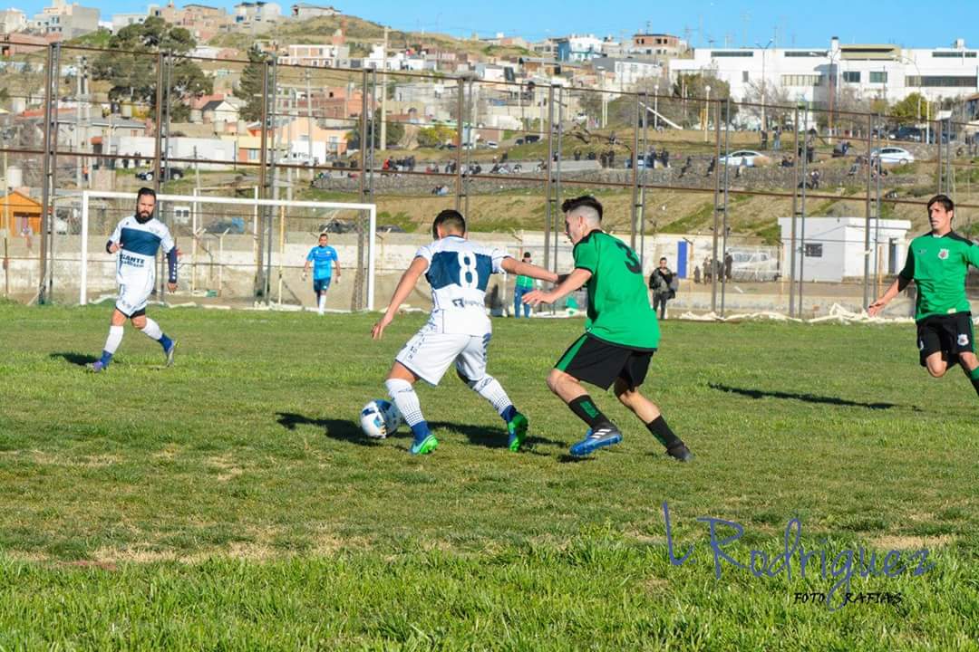 Eric_Castro10's tweet photo. #FederalB #CaJn 8 https://t.co/0ay3Hw3jOt