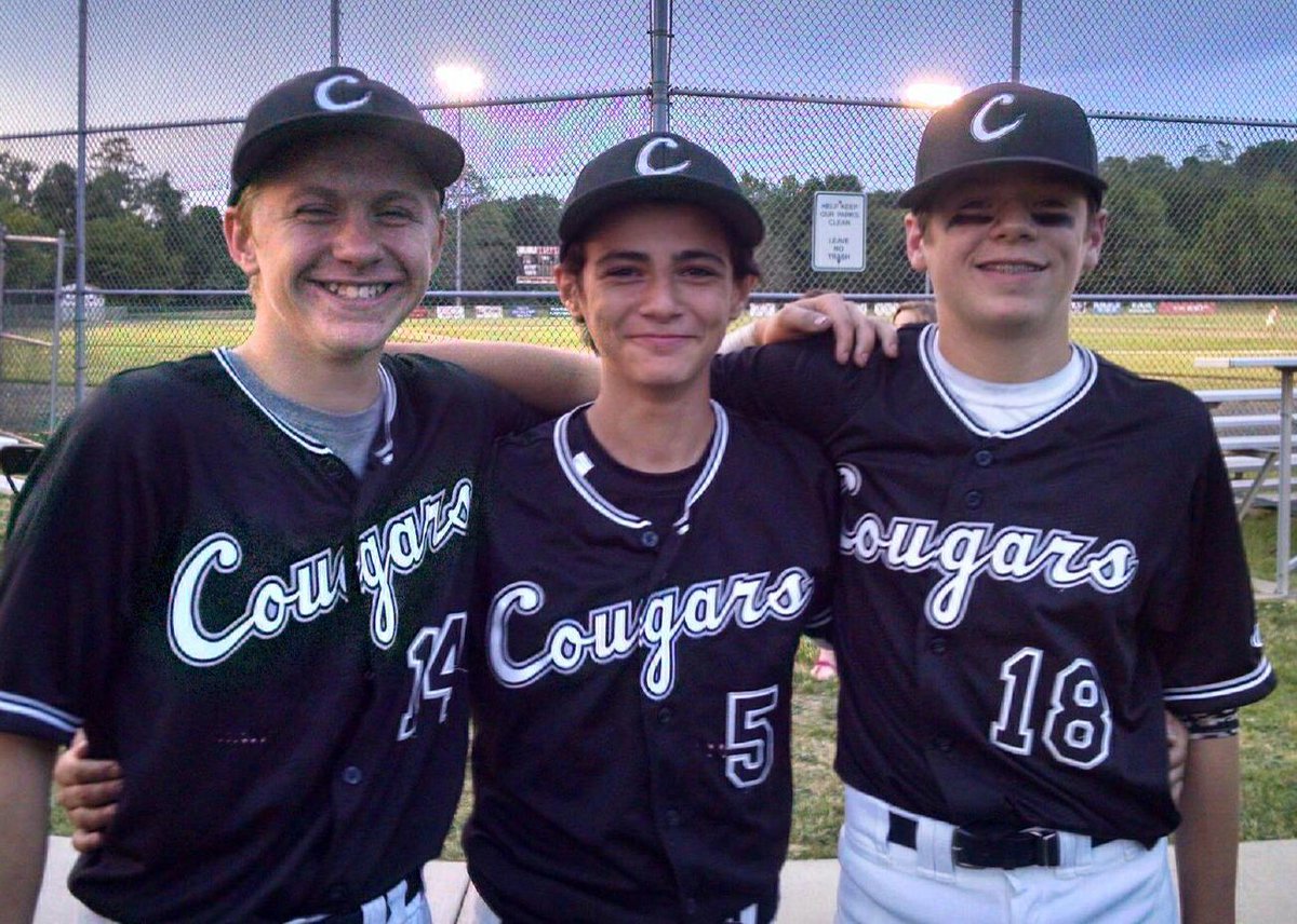 hunter_p_11's tweet photo. Happy Birthday to my boy @jmain37 Best bros for life❤️❤️ #core12 #snap https://t.co/yMcz9lRj6K