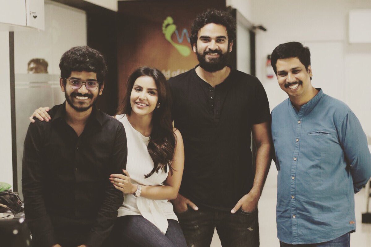 sri50's tweet photo. #KootathilOruthan nice promotional strategy 2 visit cities in TN. @AshokSelvan @PriyaAnand &amp; rest of team in #Trichy today @DreamWarriorpic https://t.co/ln38v6dTTR