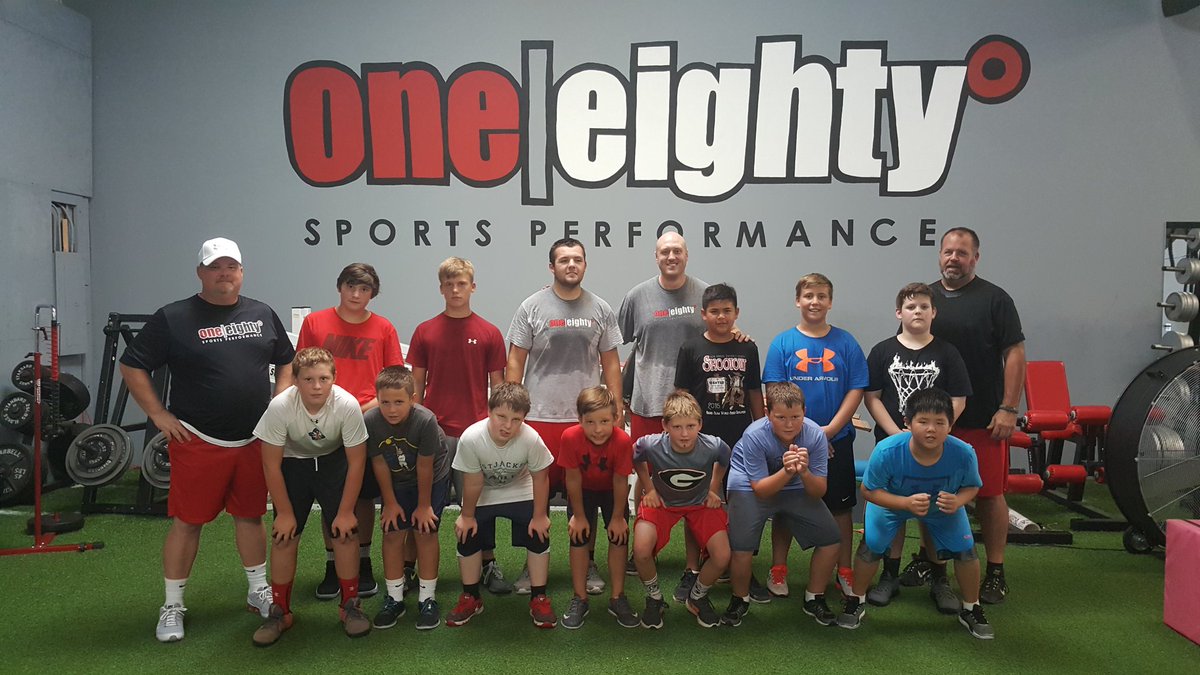 180SportsP's tweet photo. Finished DL &amp; LB portion of our Elite Camp. Thanks Coach John Lewis, Fred Mathewson &amp; @Cole_Ragon for your dedication this summer. #ClubRip https://t.co/seLfivr46C