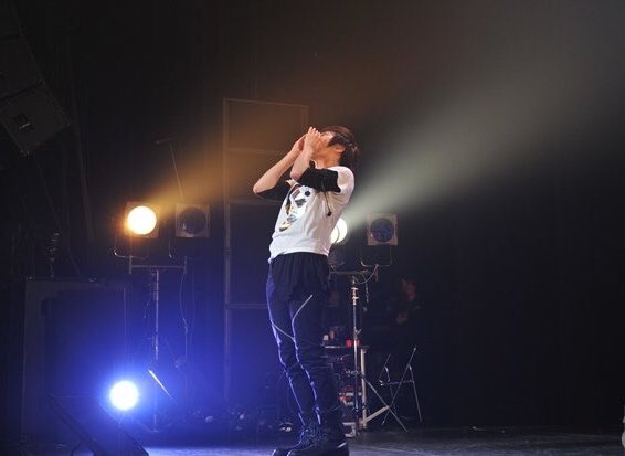 riranSHOTALOVE's tweet photo. 書き直しました！もっと色々な人と仲良くなりたいので！
りらんと申します！2次元特に乙女ゲーとか声優は蒼井翔太が大好きです！
100％フォロバします！！呼びタメ大歓迎なので是非私と仲良くしてください！←かまちょw
#蒼井翔太クラスタさんと繋がりたい 
#RTした人全員フォローする https://t.co/TEf1znBxyt