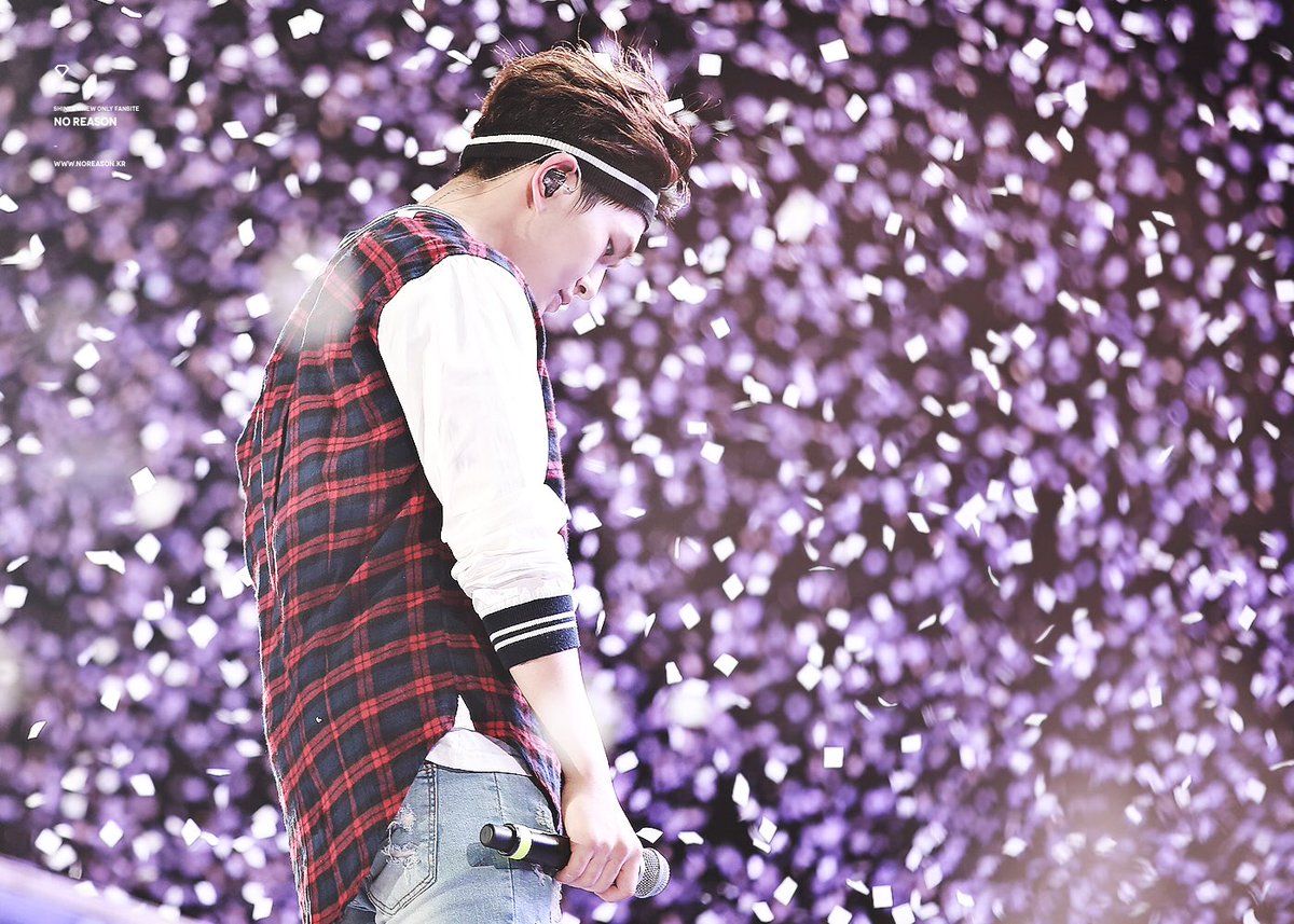 pics_onew's tweet photo. 🐰Onew × Confetti🌬
#SHINee #onew https://t.co/6QWMoiaAcK