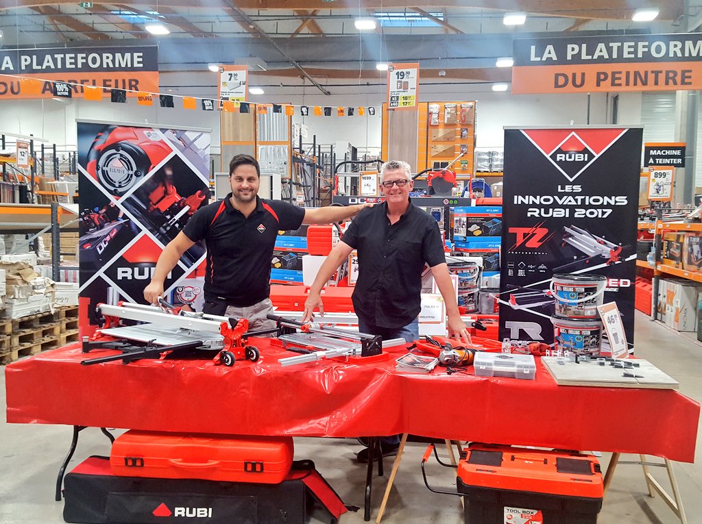 amendezrubi's tweet photo. Aujourd'hui, des manifestations près de #Paris #France #rubiontour #rubitools #rubidiamod #TZ850 #rubiscraper #tiles #tiler @ClubRubi https://t.co/RpsLj6lMBG