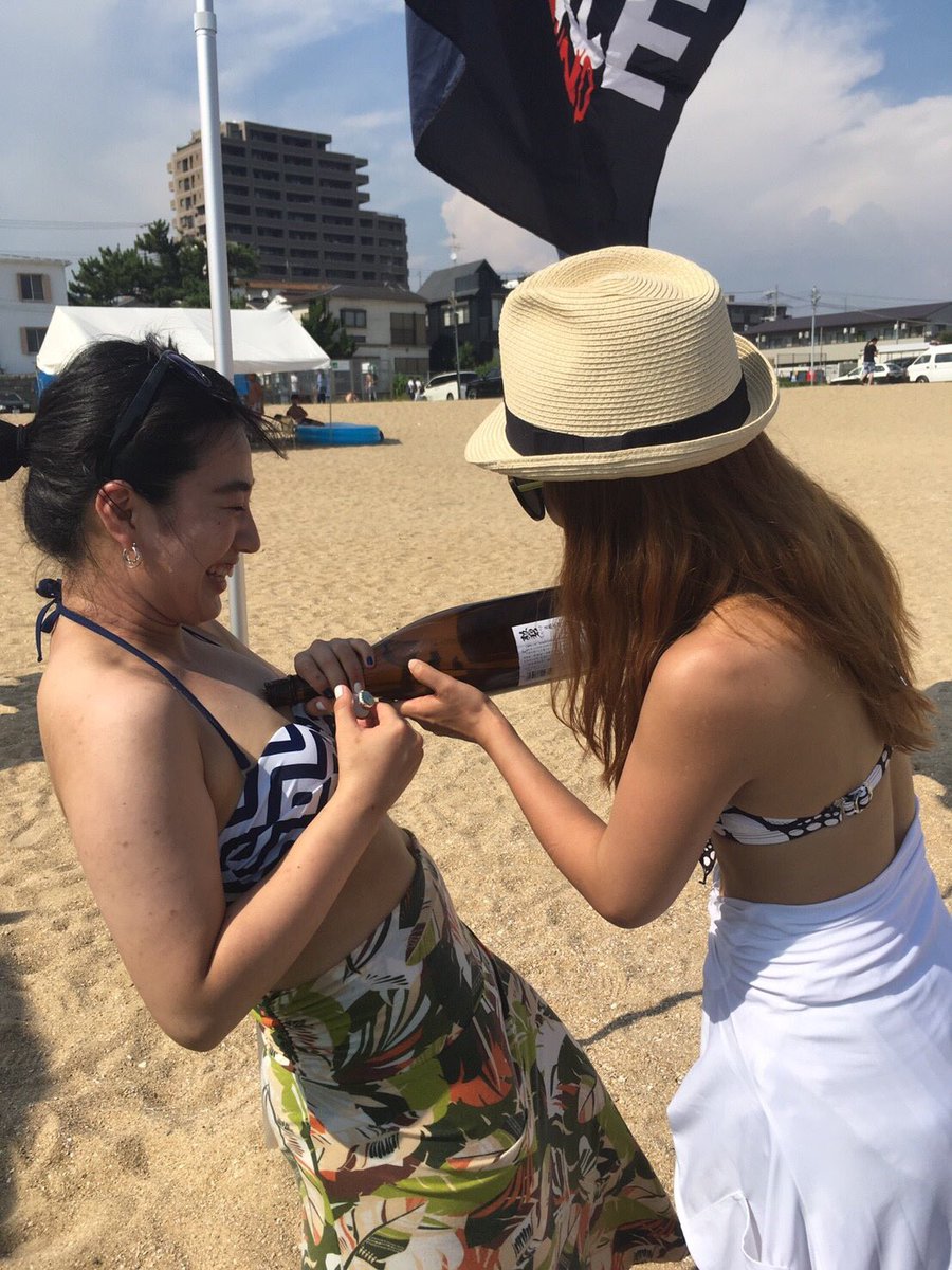 toryu_junction's tweet photo. #登龍會海水浴
2017 https://t.co/yvNj4GXmss