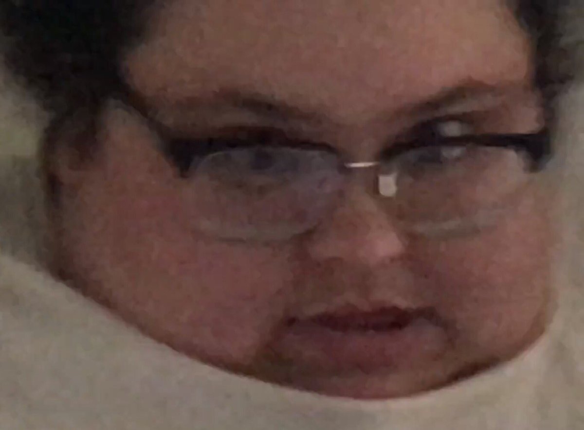 csydelkoquotes's tweet photo. Elijah: "wake up bitch, daddy got you a fucking salami roll."
*throws salami at Christine*
Christine: "thank you" https://t.co/kKUk6kdsER