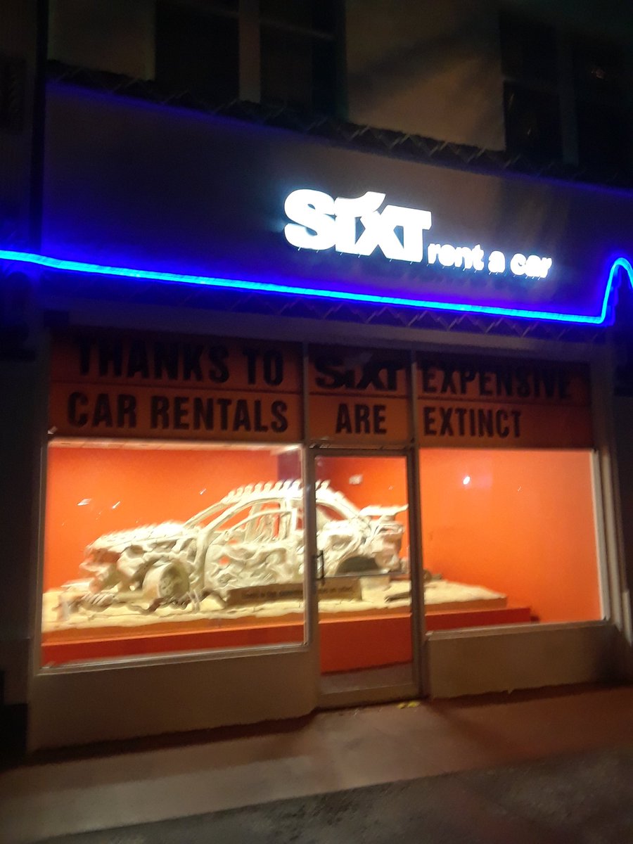 TrealDaisyDuke's tweet photo. @SixtUSA my neighbors have the most #Badassrides on #SouthBeachMiami https://t.co/dBSop6c4yr