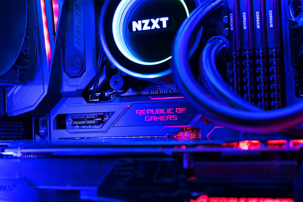 L. P игровая. геймерский компьютерный стол. A. P.