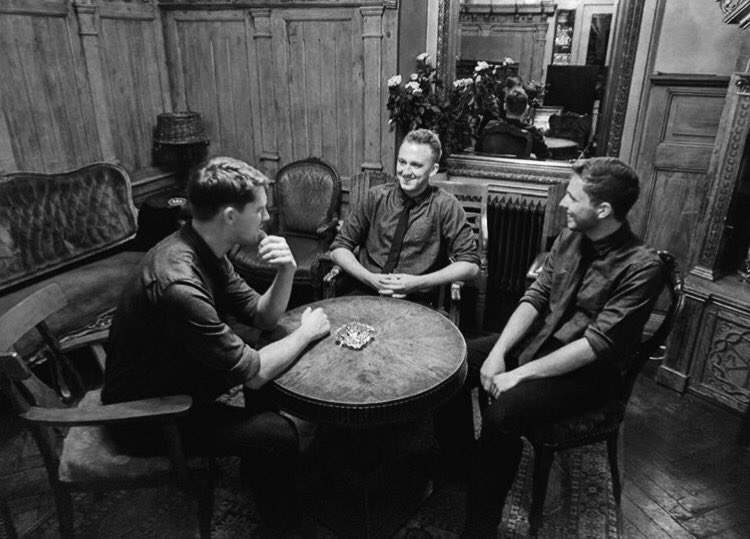 chatnmeetcoffee's tweet photo. Check out what @ChasingDeerBand are up 2 on their #European #Roadtrip 2 #Italy https://t.co/3uckpjj9fw #DeerChaser @Chareos @MumfordAndSons https://t.co/QEBYnqT0aN