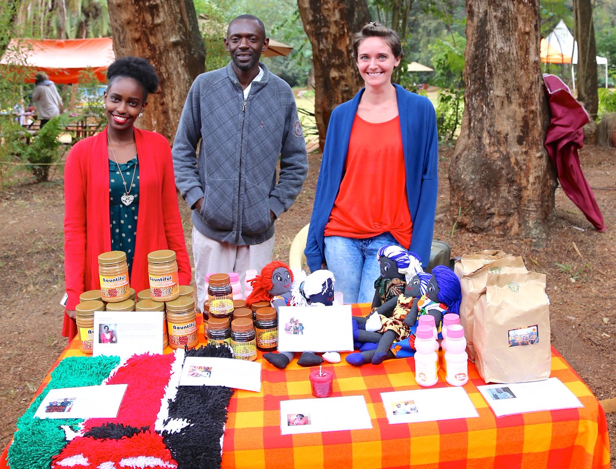 somo_org's tweet photo. #SomoProject PopUp Shop merchandise now being sold at the Purdy Arms' Saturday organic market in Karen! #Organic #SocEnt https://t.co/RNgcx0eiaF