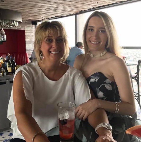 Happy Birthday to Lyn, one of the PP owners!
Have a lovely time celebrating!
Love from your PP family xxx
