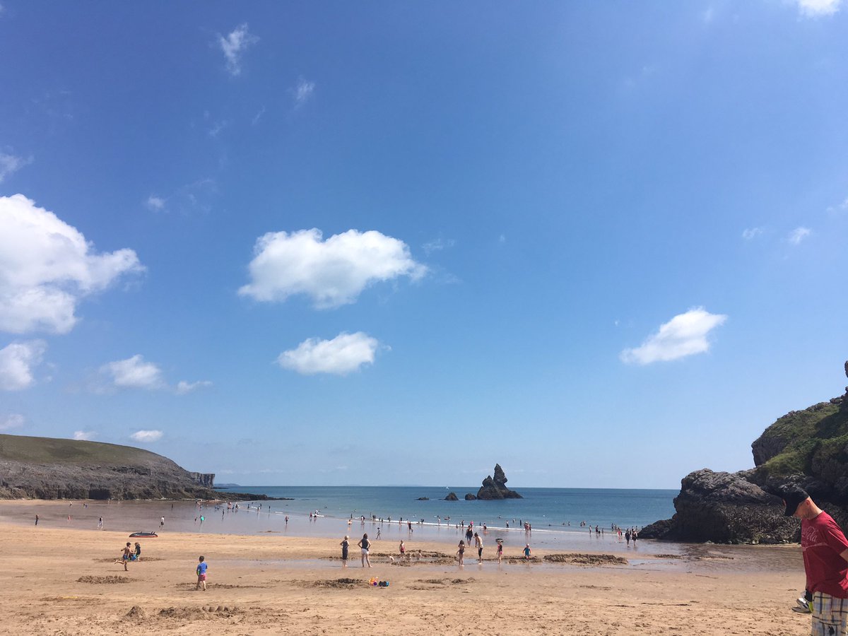 foodgrower's tweet photo. The most stunning of #beaches #Broadhaven #Bosherton #Pembrokeshire  @PembsCoast https://t.co/omYmZkjKnZ